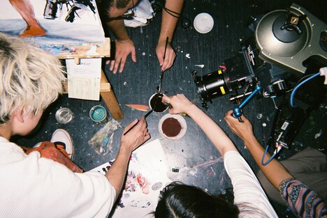 眞栄田郷敦が撮影した「ブルーピリオド」オフショット。