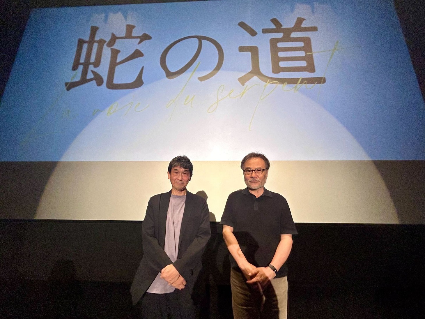 左から篠崎誠、黒沢清。