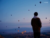 「山崎賢人 15周年記念写真集（仮題）」より。（撮影：荒木勇人）