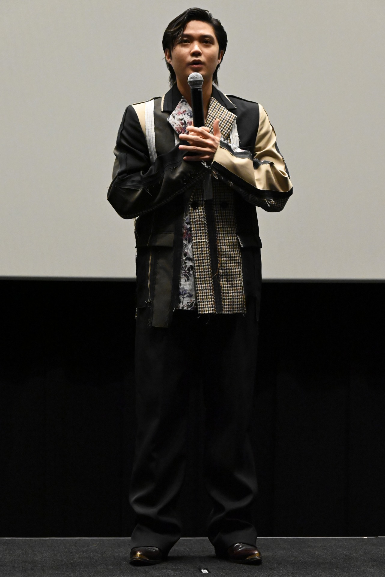 磯村勇斗