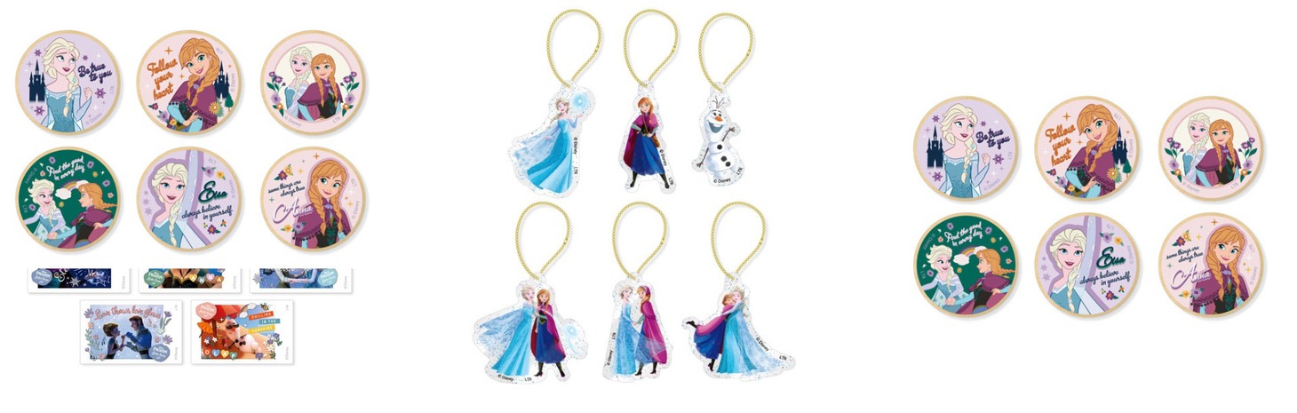 左からステッカー（ランダム10種 / 税込605円）、アクリルキーホルダー（ランダム6種 / 税込825円）、ウッドマグネット（ランダム5種 / 税込880円）。