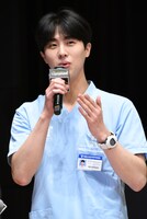 キム・ムジュン