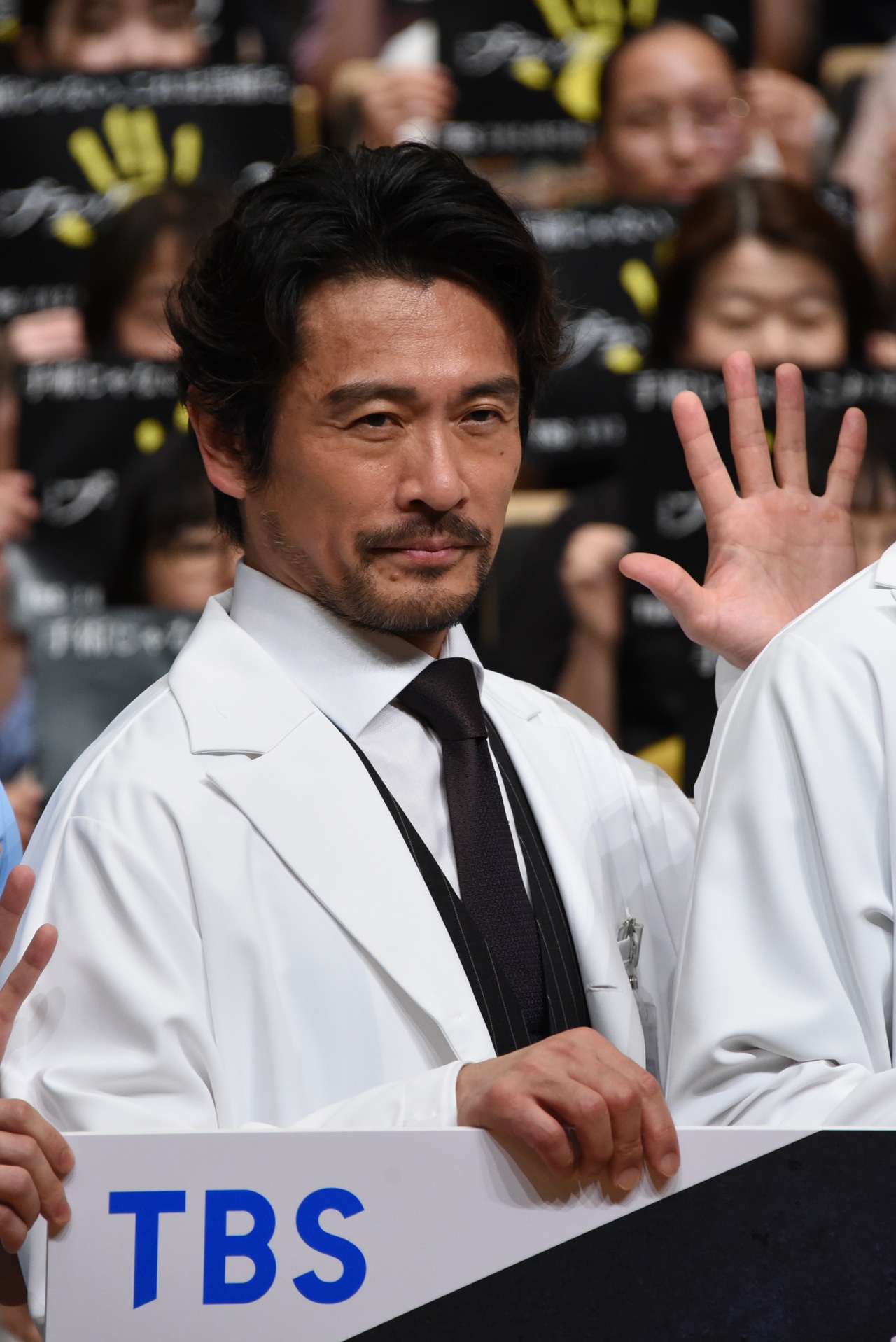 内野聖陽