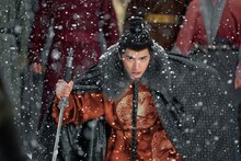 中国ドラマ「風起西州～烈風に舞う花衣（はなごろも）～」より、ティミー・シュー（許魏洲）演じる裴行倹。