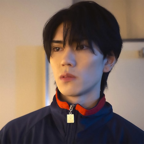 峯井を演じる樋口幸平。