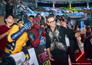 韓国のファンと交流するライアン・レイノルズ。