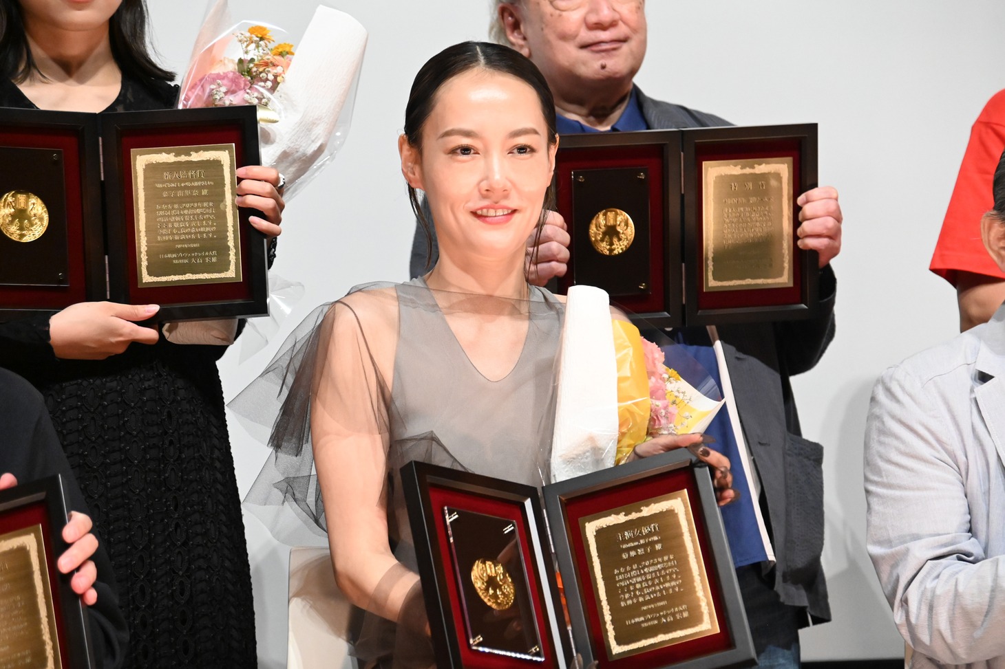 菊地凛子