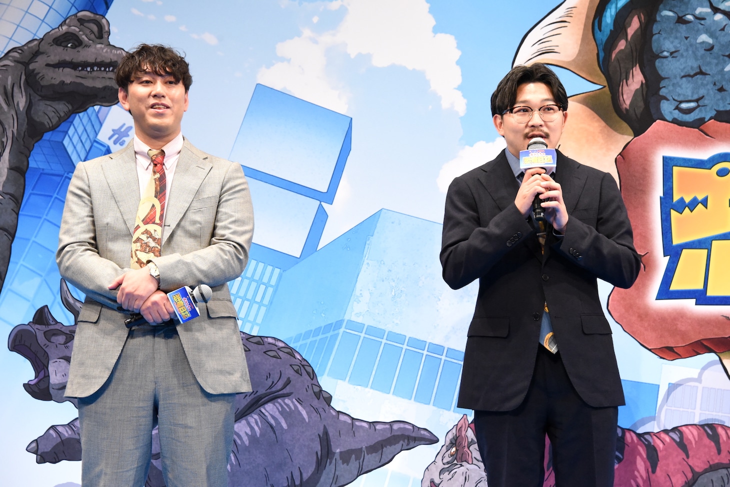 左から畠中悠、伊藤俊介。