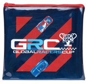 J賞の「フラットポーチ」（全8種）。