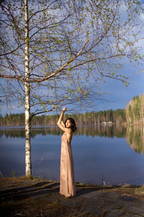 「武田玲奈10周年記念写真集（仮）」より。