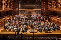 「ビバ・マエストロ！指揮者ドゥダメルの挑戦」