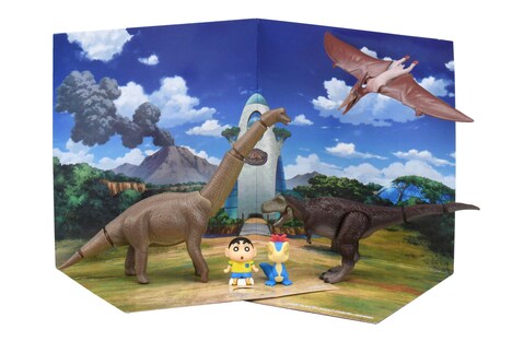 「アニア『映画クレヨンしんちゃん オラたちの恐竜日記』すごいゾ！恐竜対決セット」背景ジオラマの使用イメージ。
