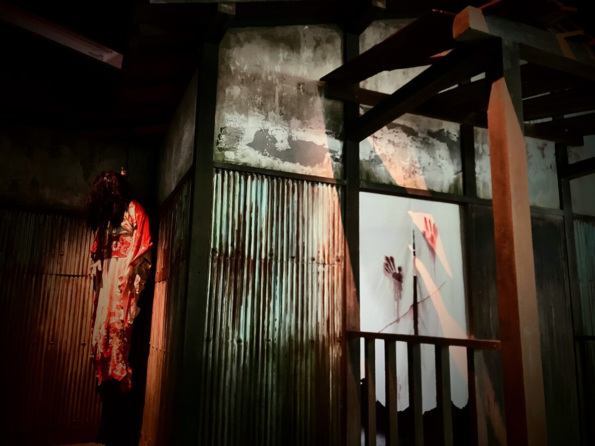 恐怖の裏側ってどうなってるの？「ホラーにふれる展」開催中、会場にはいろんな仕掛けが