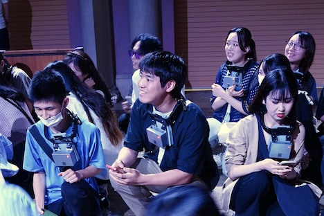 「今際の国のアリス ～Immersive Death Game～」を体験するゲストたち。