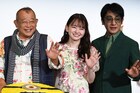 笑福亭鶴瓶「ミニオン超変身」ケーキに疑問、山田杏奈は「グルーと話してる!」