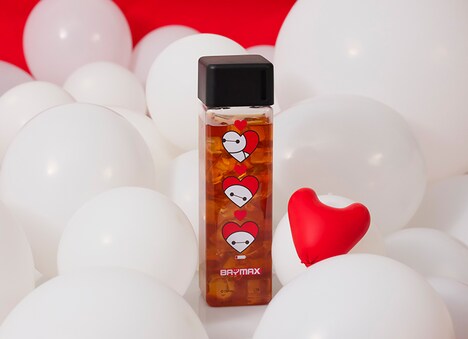 アイスティー(税込690円)※ボトルは追加料金で購入可能