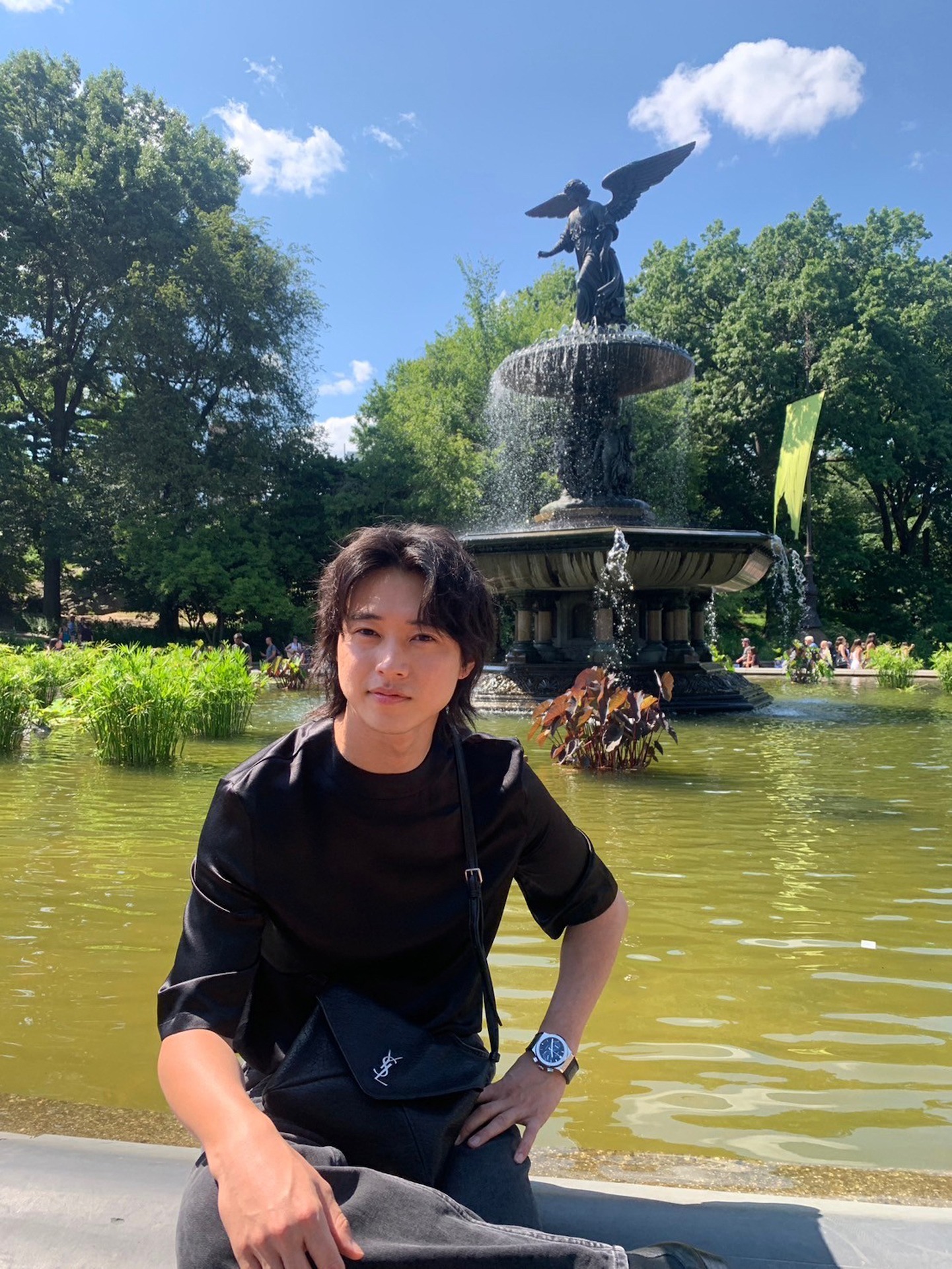 セントラルパークを訪れた山崎賢人。