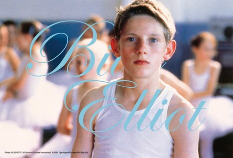 「リトル・ダンサー デジタルリマスター版」ムビチケ特典のポストカードビジュアル。