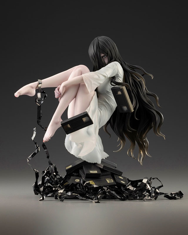 「HORROR美少女 貞子 1/7スケール完成品フィギュア」