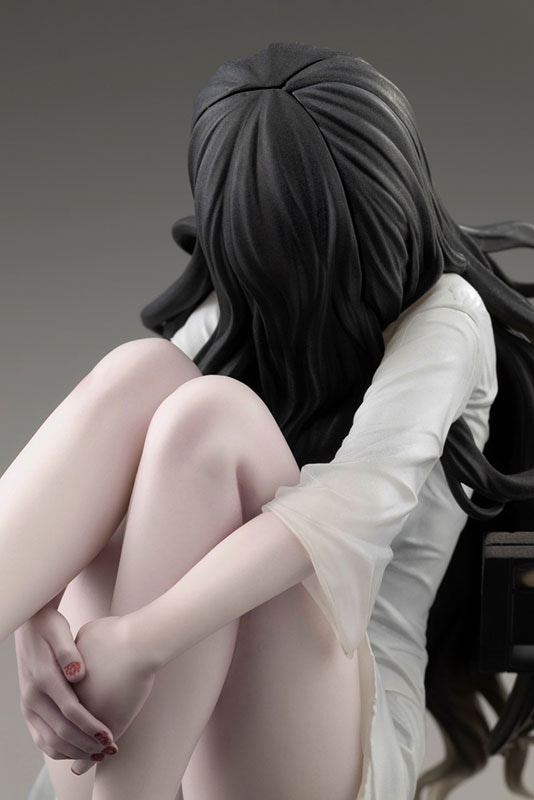 「HORROR美少女 貞子 1/7スケール完成品フィギュア」
