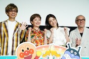 左から山寺宏一、戸田恵子、上戸彩、中尾隆聖。