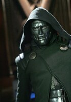 2005年の映画「ファンタスティック・フォー／超能力ユニット」より、ジュリアン・マクマホが演じたドクター・ドゥーム。（写真提供：Twentieth Century Fox Film Corp. / Marvel Enterprises / ゼータ イメージ）