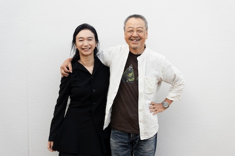 「陰陽師0」オーディオコメンタリーに参加した佐藤嗣麻子（左）と夢枕獏（右）。