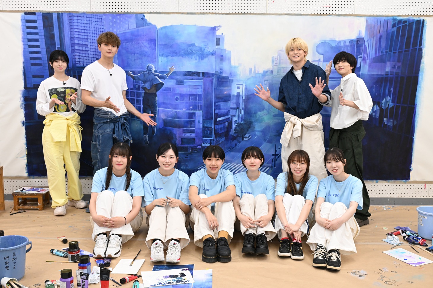共同制作の様子。