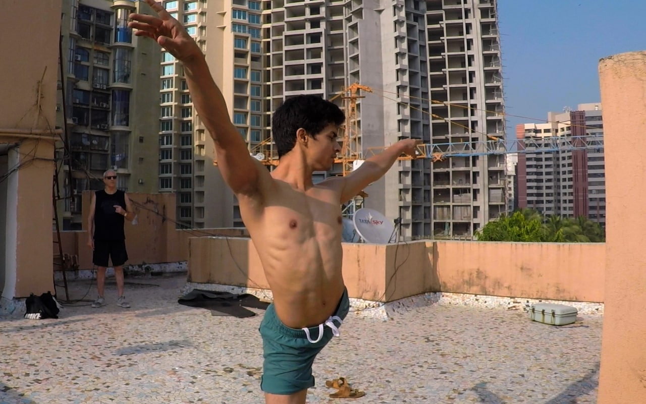 インド人バレエダンサーの記録映画「コール・ミー・ダンサー」公開日決定、場面カット公開