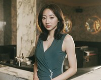 武田玲奈演じる桜井梨沙。