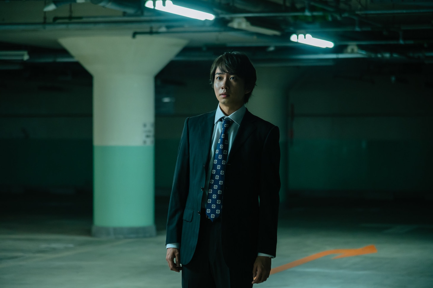 「完璧ワイフによる完璧な復讐計画」より、中村海人演じる柏木瑞希。