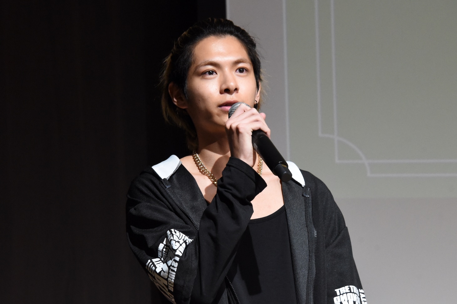 小宮璃央