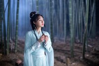 中国ドラマ「胡桃恋慕～禁じられた両家の恋」より、リ・ユートン（李羽桐）演じる岳闌柵（がくらんさん）。