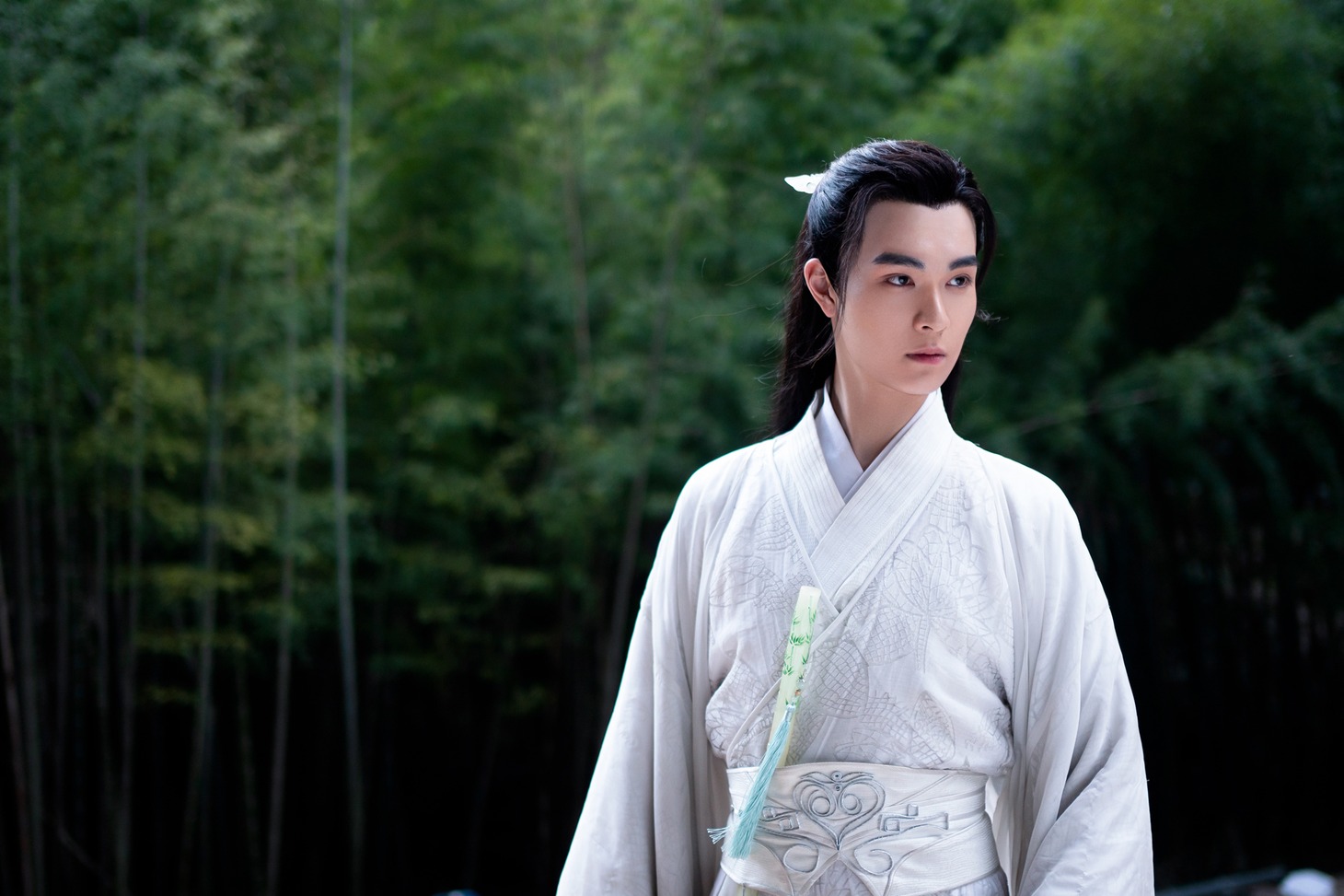 中国ドラマ「胡桃恋慕～禁じられた両家の恋」より、チェン・ズージェン（鄭子健）演じる不問居士（ふもんこじ）。