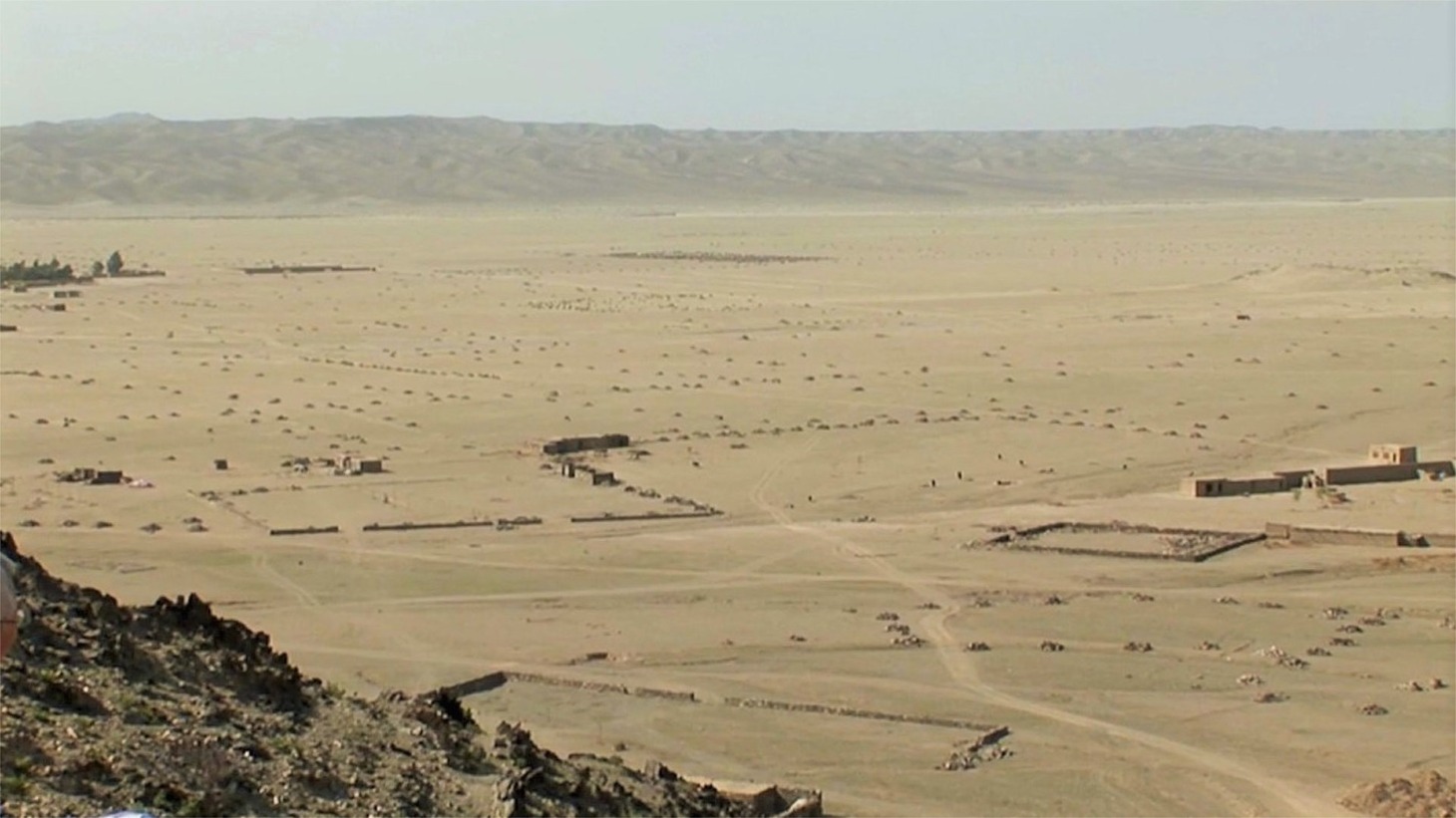 「劇場版 荒野に希望の灯をともす」場面写真