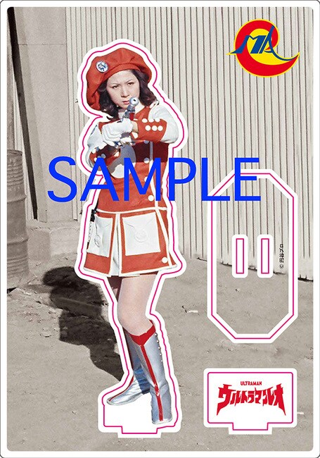 「ウルトラマンレオ MAC 白川純子隊員×台座付きアクリルフィギュア」のイメージビジュアル。