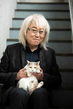 川井憲次と猫。