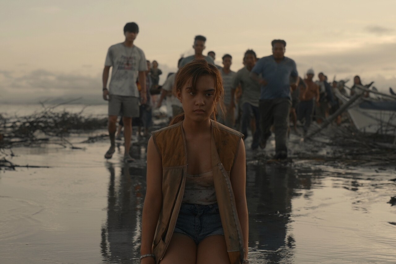 フィリピンの街に台風接近のうわさが、「たとえ嵐が来ないとしても」大阪・愛知でも上映