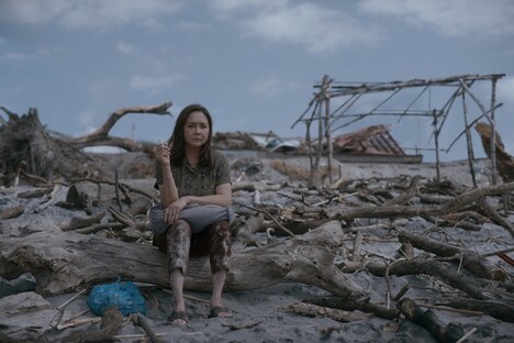 「たとえ嵐が来ないとしても」場面写真