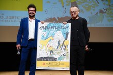 「ハイパーボリア人」上映後に登壇したホアキン・コシーニャ（左）、山村浩二（右）。