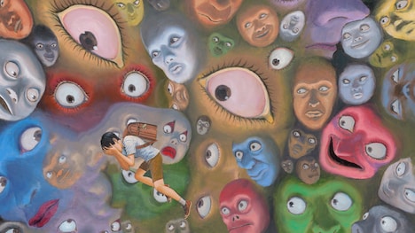 「怖い絵本 season7」より、「こっちをみてる。」の場面カット。