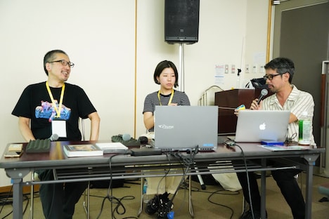 左から山下泰司、笹川麻紀子、山下宏洋。