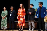 短編コンペティション部門の審査員。左から王綺穗（ワン・チスイ）、劉健（リュウ・ジエン）、ヴァルトラウト・グラウスグルーバー、和田淳、ホアキン・コシーニャ。