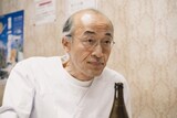 酒向芳が演じる藤田信次。