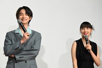 左から越山敬達、中西希亜良。