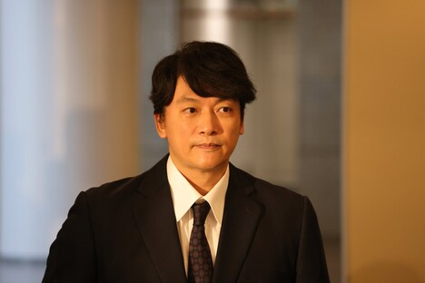 香取慎吾演じるマネージャー。