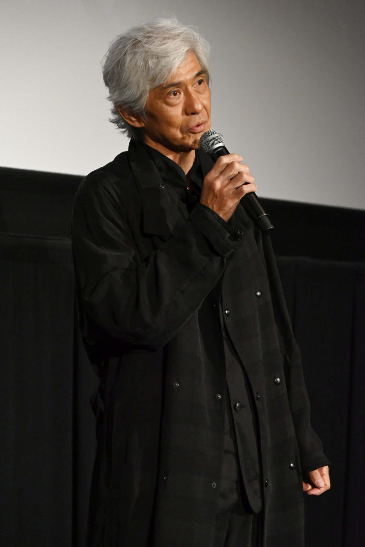 佐藤浩市