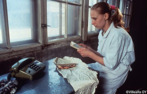 「マッチ工場の少女」場面写真