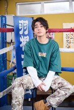 ドラマ「あのクズを殴ってやりたいんだ」より、倉悠貴演じる相澤悟。