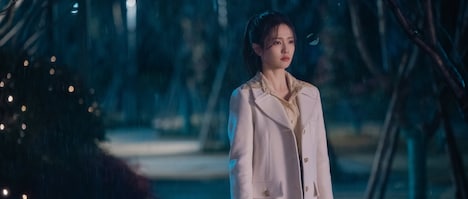 中国ドラマ「始まりは君の嘘」より、バイ・ルー（白鹿）演じるジョン・シューイー。